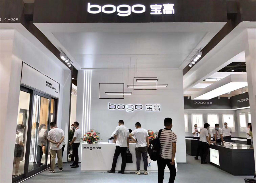 云南建博會(huì)站臺(tái)搭建